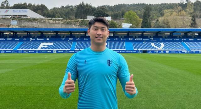 开云APP下载-郭田雨留洋首赛季：错失磨合期 登场3次颗粒无收