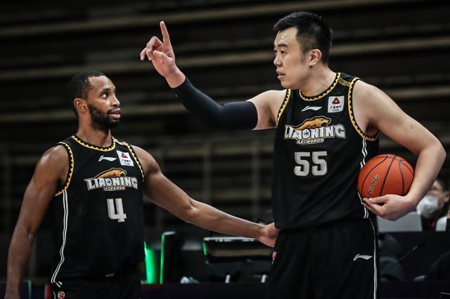 kaiyun应用-复仇上海豪取五连胜！辽宁本阶段最佳一战稳住第一